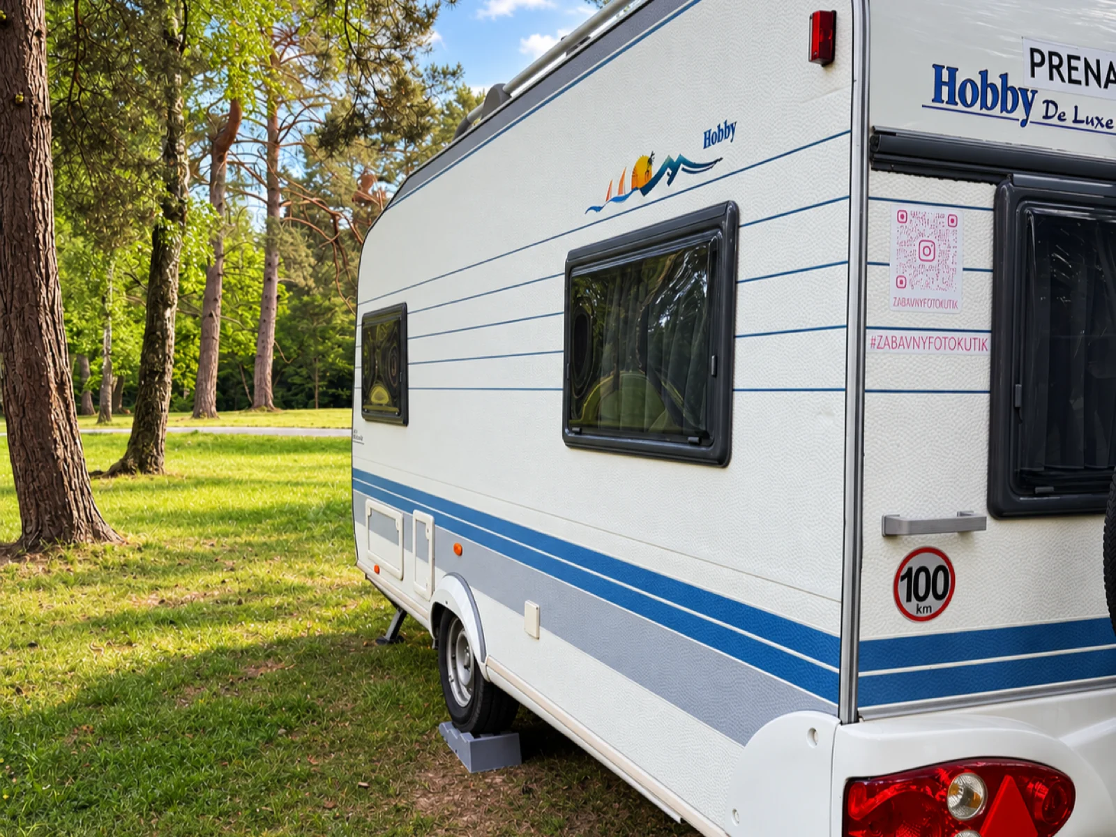 Karavan Hobby 450 v prírode